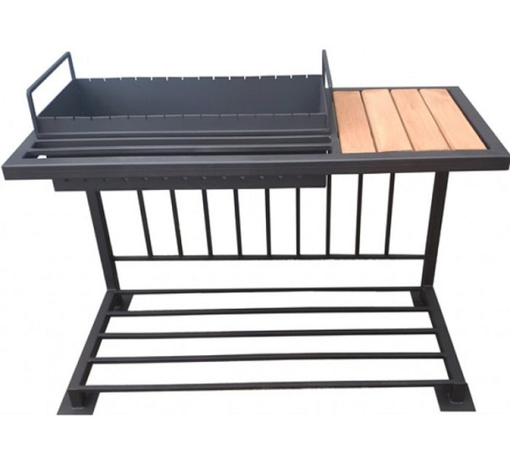 Barbecue con griglia, piano laterale e ripiano inferiore